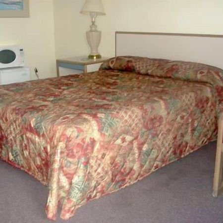New Sea Breeze Motel Pleasantville Exterior photo